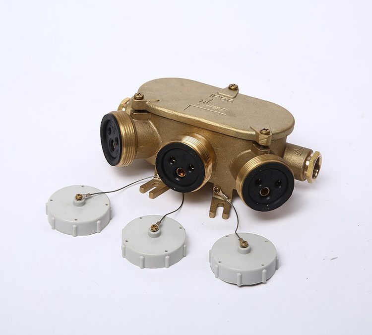 Marine Brass Socket – CZH2/CZH3